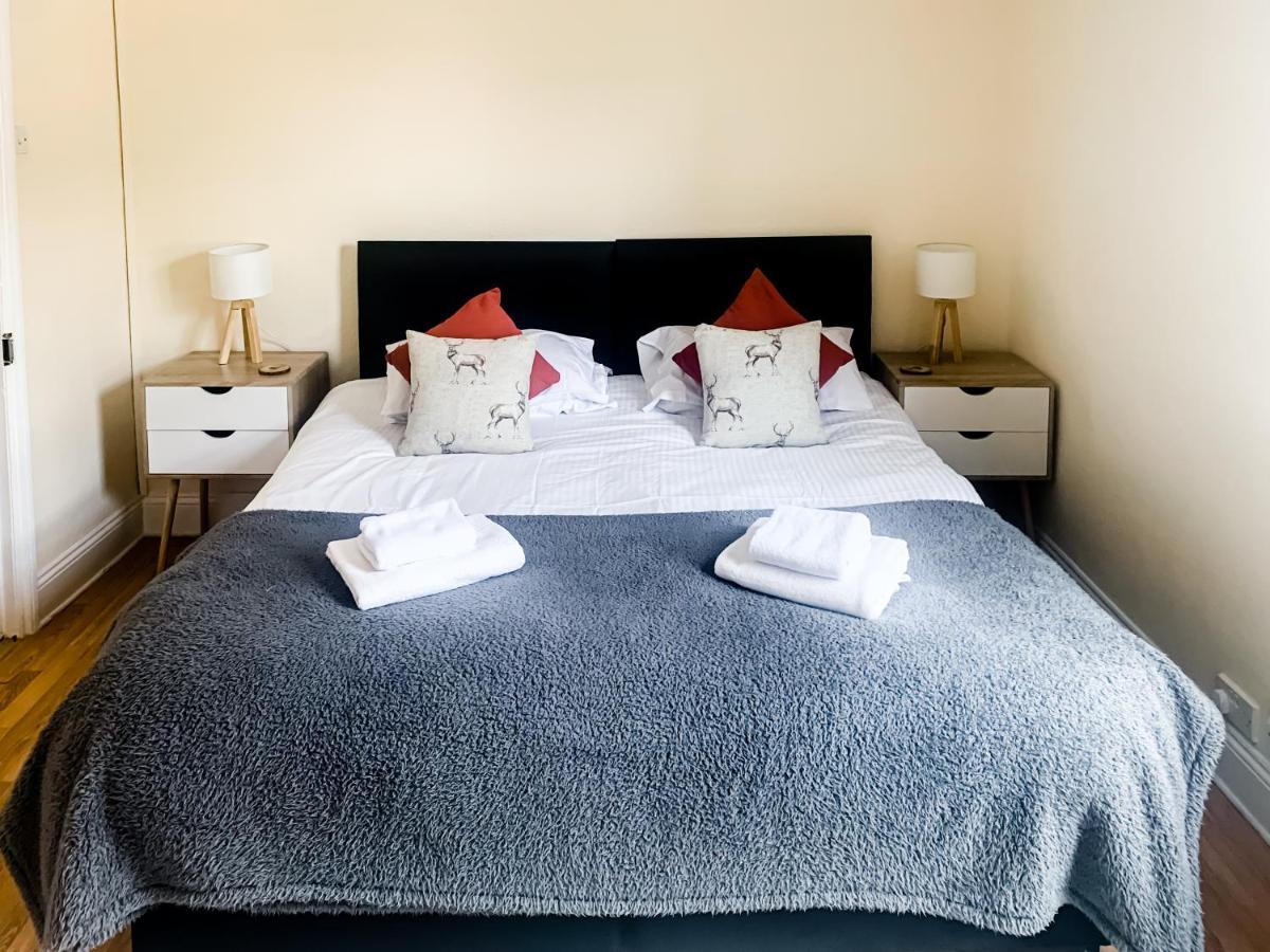 Waverley Lodge - Quaint Victorian Home With Free Parking York Bagian luar foto
