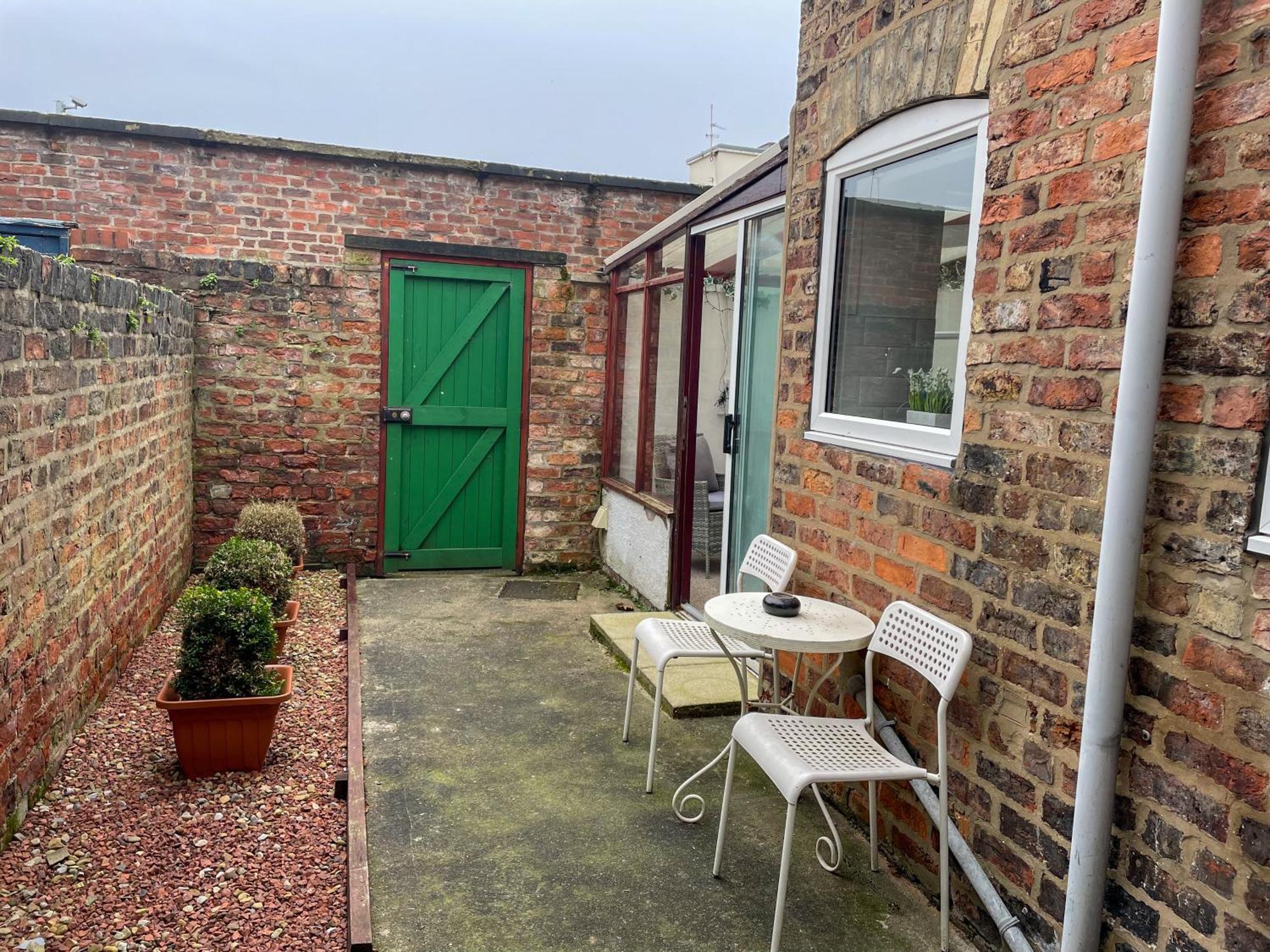 Waverley Lodge - Quaint Victorian Home With Free Parking York Bagian luar foto